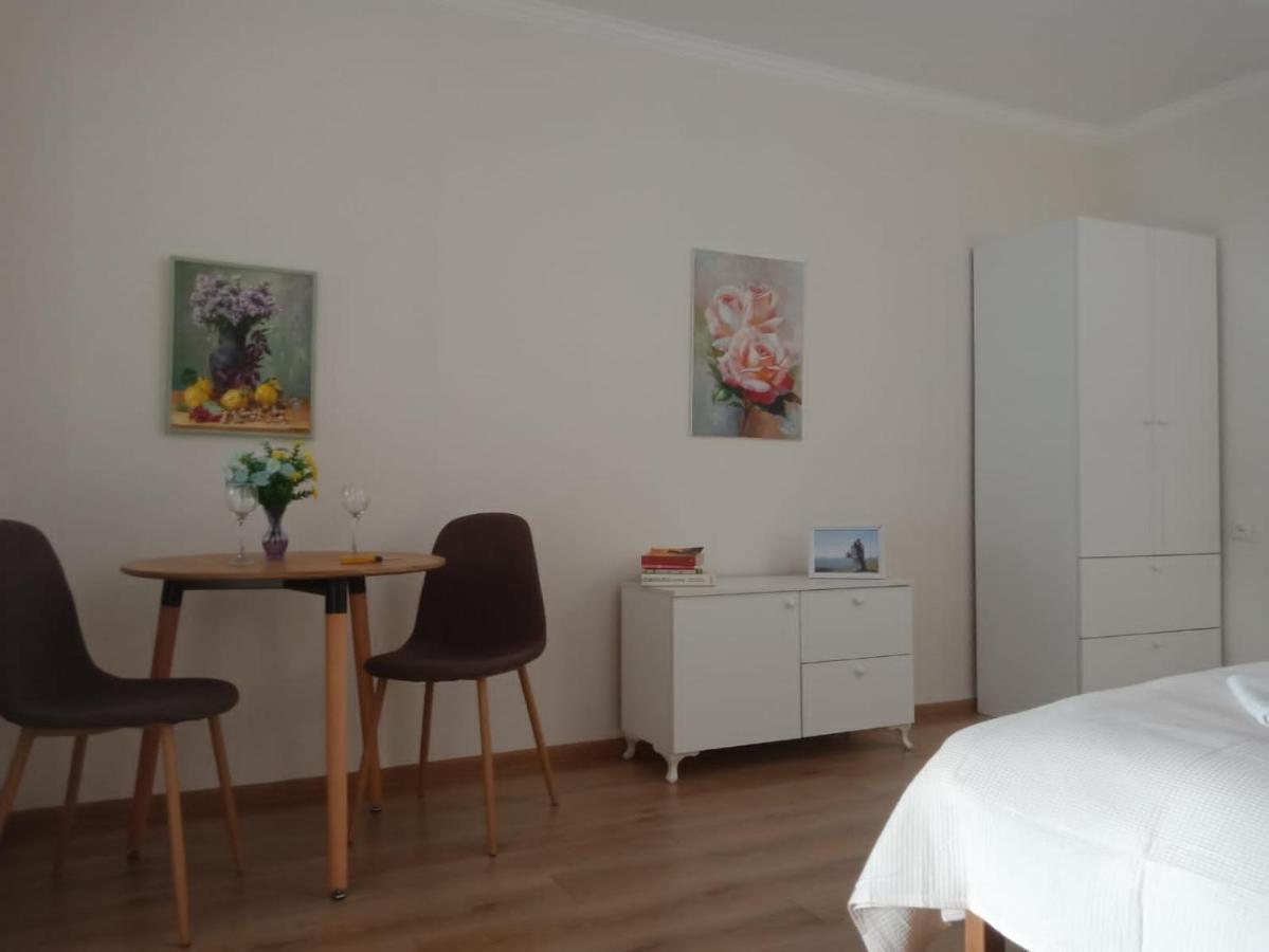 Kacharava Apartments Tbilisi Bagian luar foto